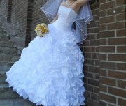 Продам Белоснежное Свадебное Платье